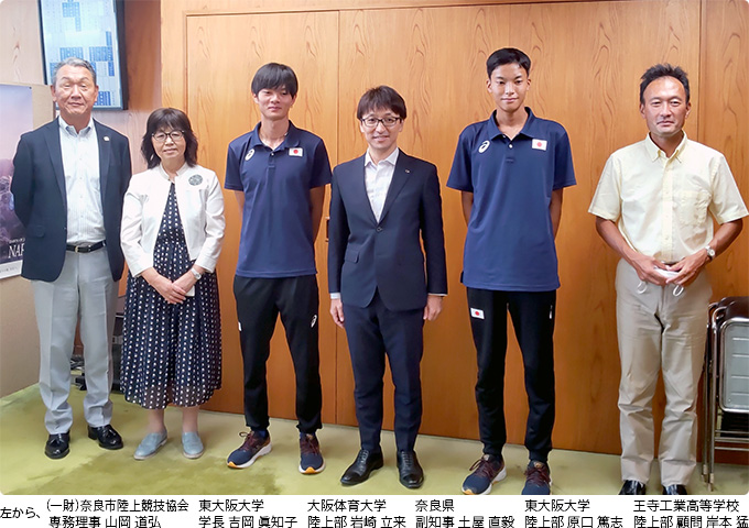 東大阪大学こども学科1年生原口篤志君が奈良県庁を表敬訪問