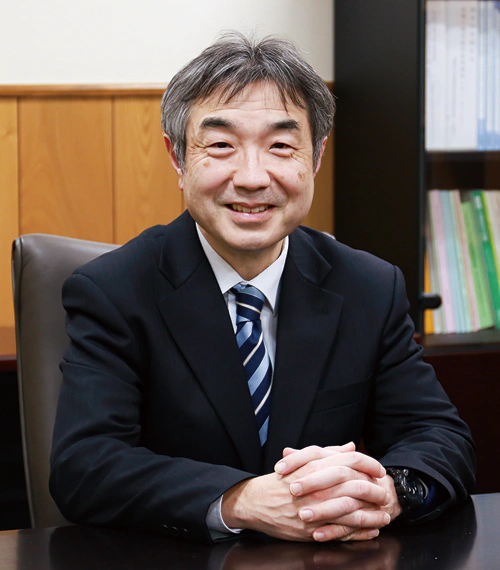 東大阪大学 学長 矢島 彰