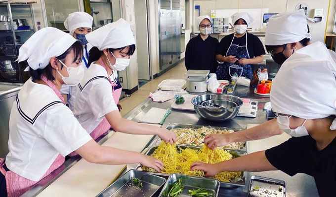 実践食物学科 調理体験