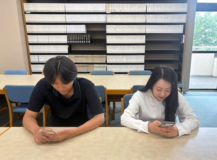 2025年度前期『学生選書ツアー』web選書のようす