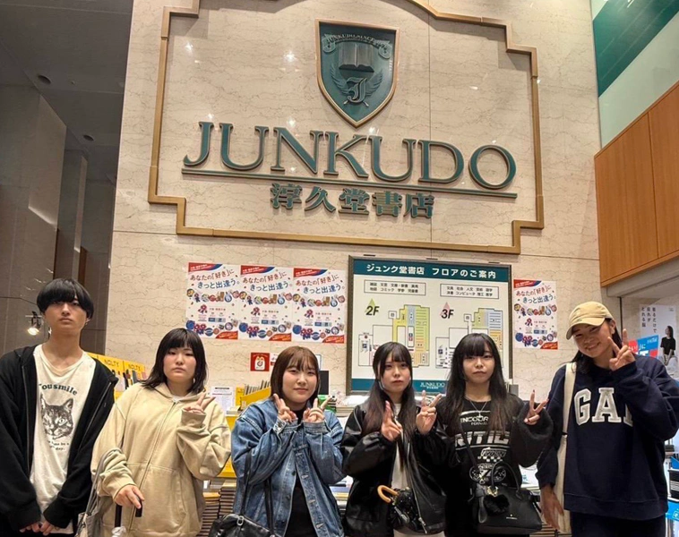 2025年度後期『学生選書ツアー』ジュンク堂大阪本店にて